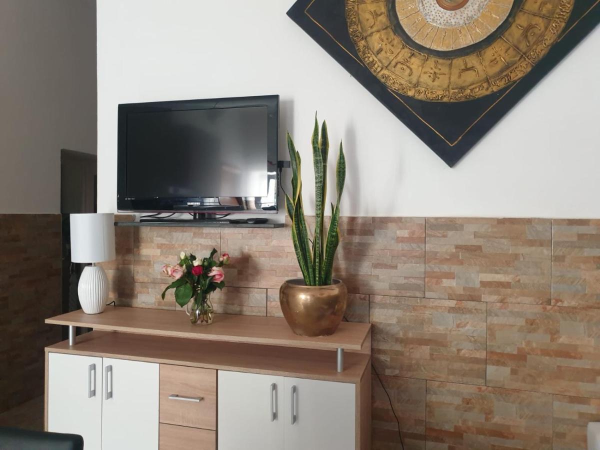 Casa Vacanze Con Giardino E Area Barbecue Martis エクステリア 写真